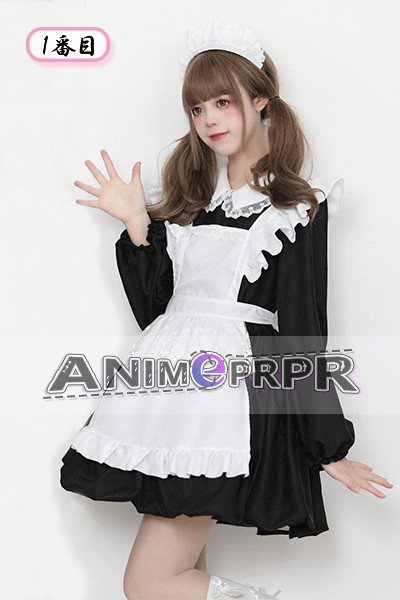 Christmas Lolita Maid Cosplay